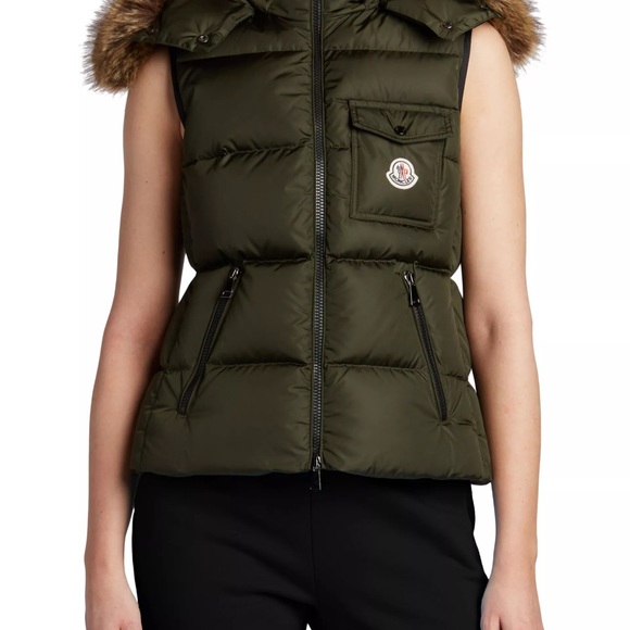 Selling a authentic Moncler Bairon Faux-Fur-Trim Vest - Picture 7 of 8